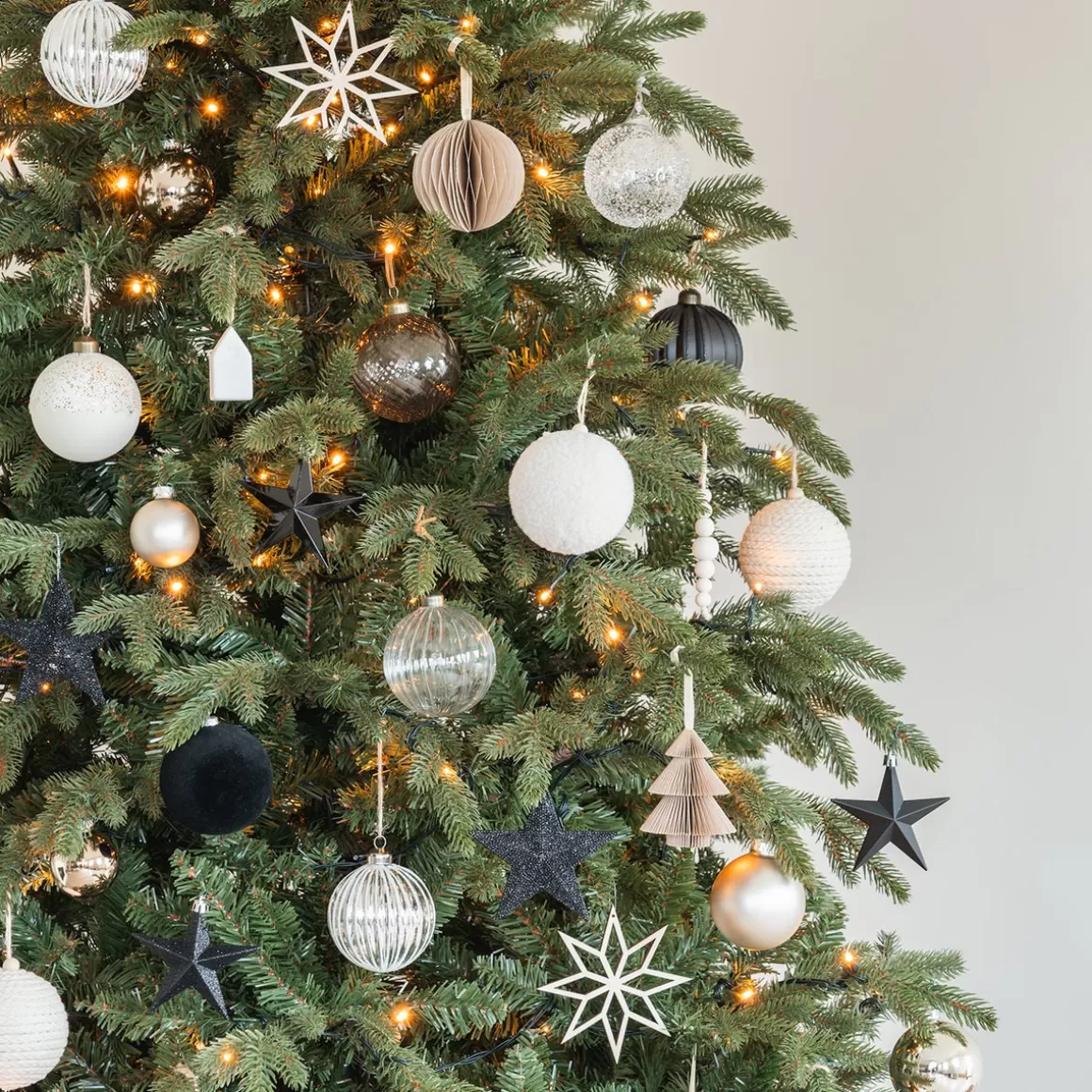 It's all about Christmas Christbaumschmuck Komplett-Sets^Weihnachtsbaumpaket 'Morning Mist': Natürliche Materialien Und Minimalistisches Design